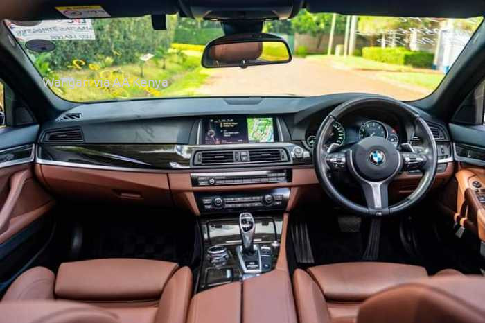 2016 BMW 523I