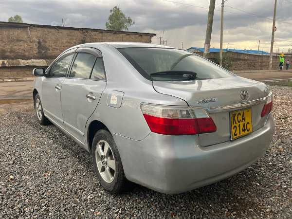 2010 TOYOTA PREMIO