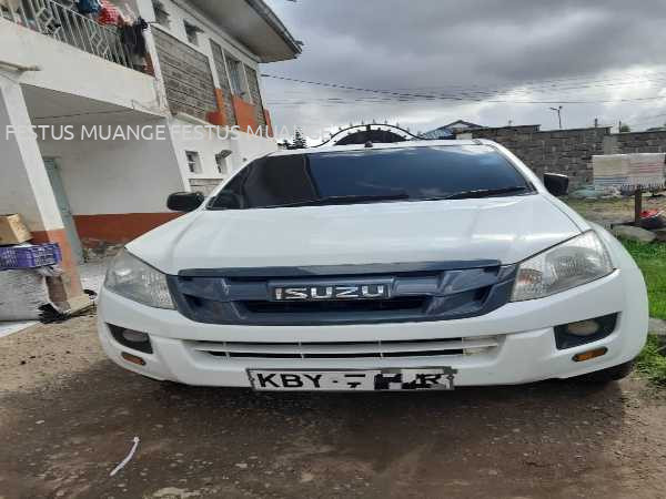 2010 ISUZU D-MAX