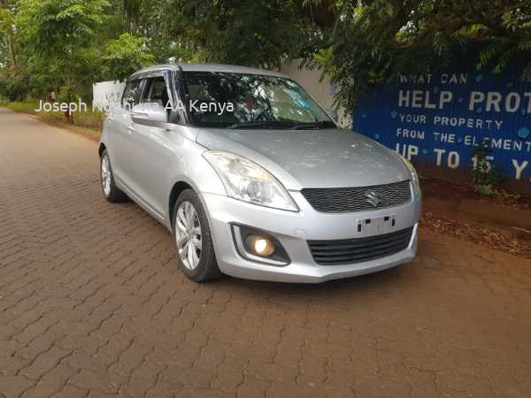 2015 SUZUKI SWIFT