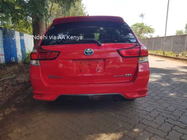 2015 TOYOTA FIELDER