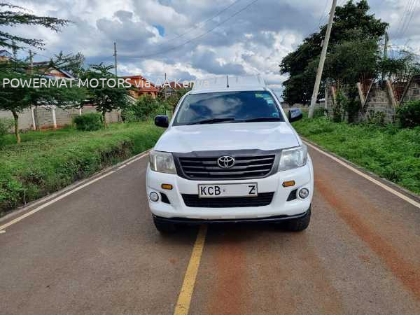 2014 TOYOTA HILUX