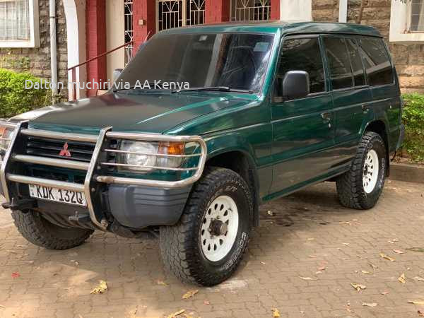 2004 MITSUBISHI PAJERO