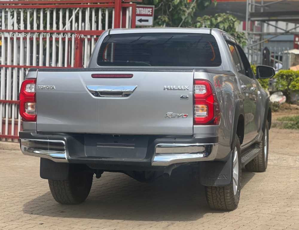 2016 TOYOTA HILUX