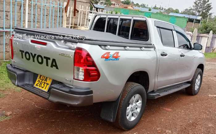 2016 TOYOTA HILUX