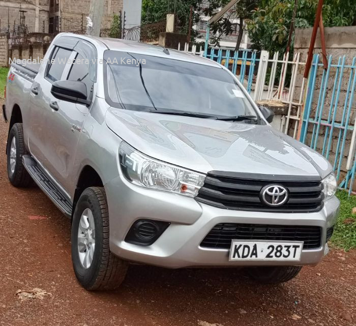 2016 TOYOTA HILUX