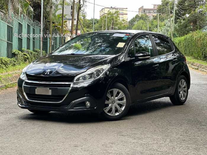 2017 PEUGEOT 208