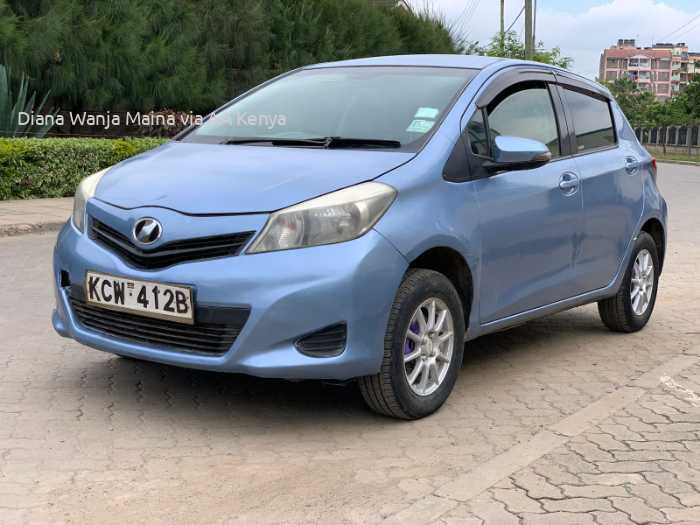 2013 TOYOTA VITZ