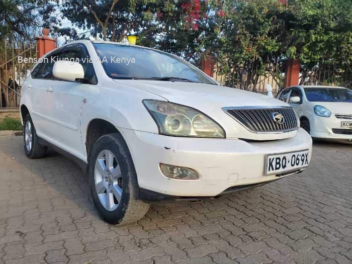 2005 TOYOTA HARRIER