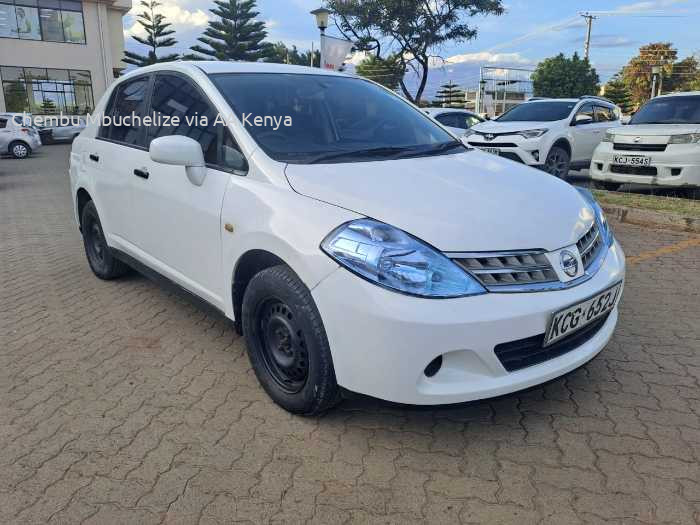 2009 NISSAN TIIDA