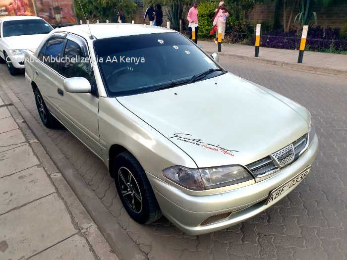 2004 TOYOTA CARINA