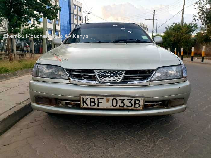 2004 TOYOTA CARINA