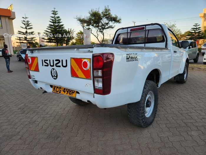 2015 ISUZU D-MAX