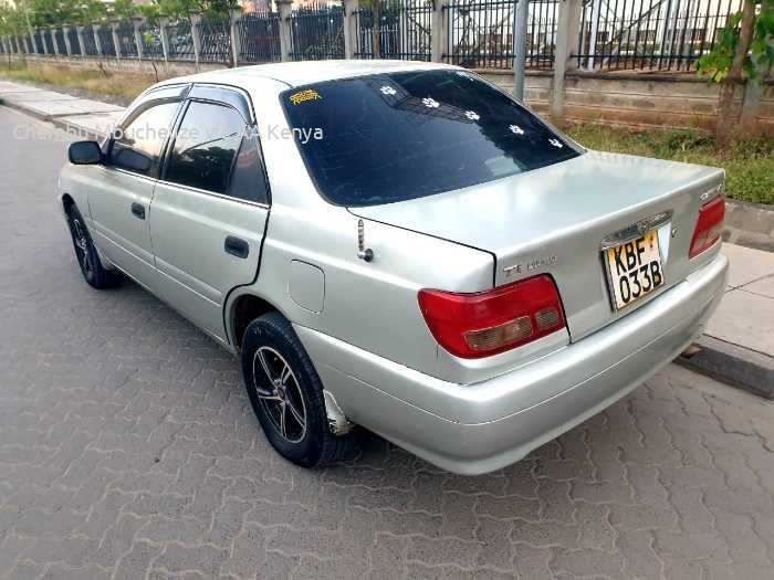 2004 TOYOTA CARINA