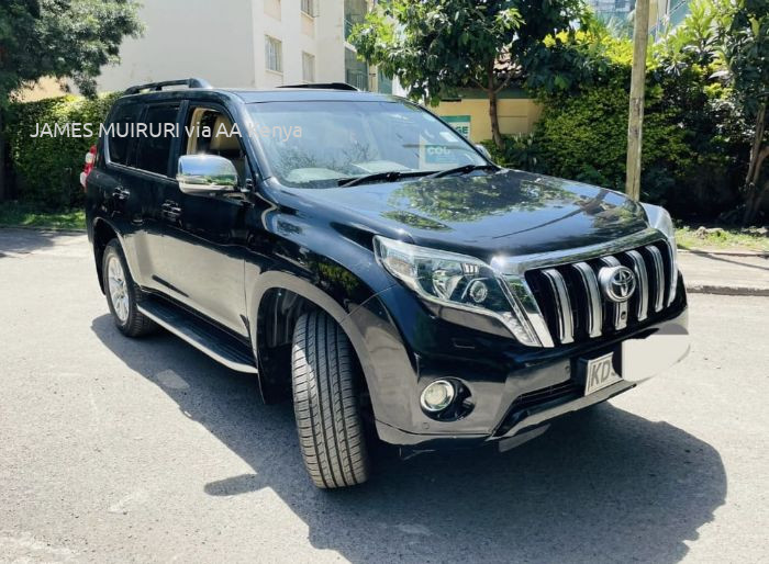 2015 TOYOTA LANDCRUISER