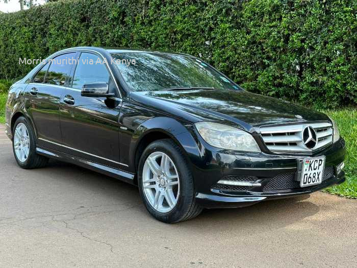 2010 MERCEDES BENZ C 200