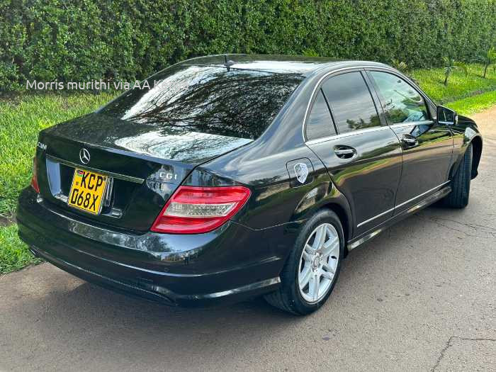 2010 MERCEDES BENZ C 200