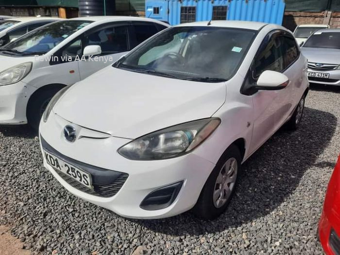 2013 MAZDA DEMIO