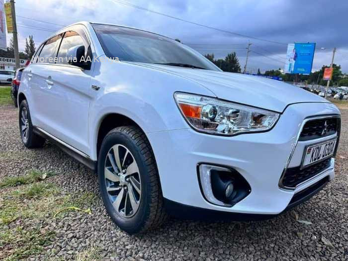 2015 MITSUBISHI RVR