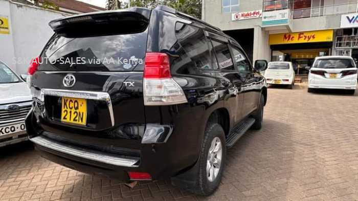 2012 TOYOTA LANDCRUISER