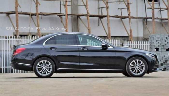 2015 MERCEDES BENZ C 200