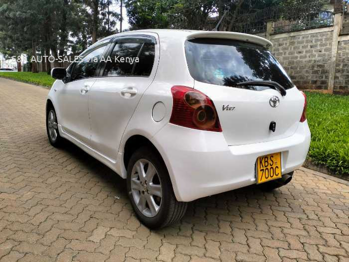 2006 TOYOTA VITZ