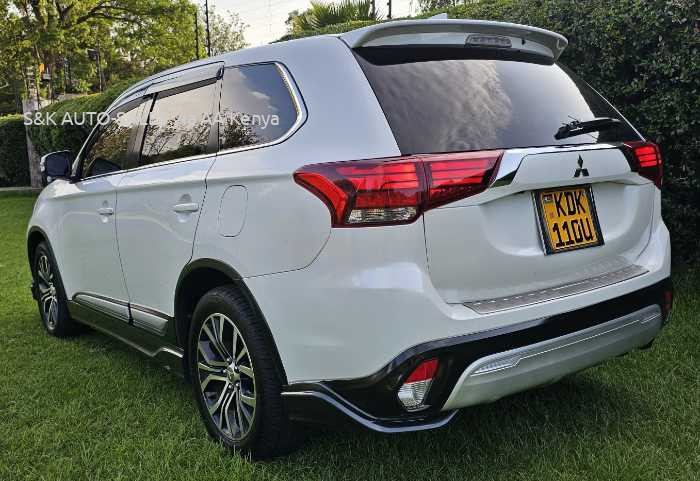 2015 MITSUBISHI OUTLANDER