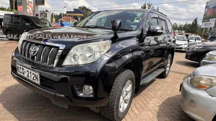 2012 TOYOTA LANDCRUISER