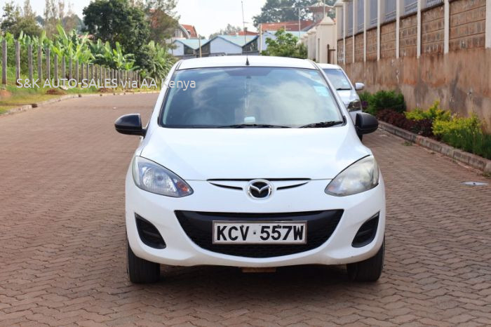 2012 MAZDA DEMIO