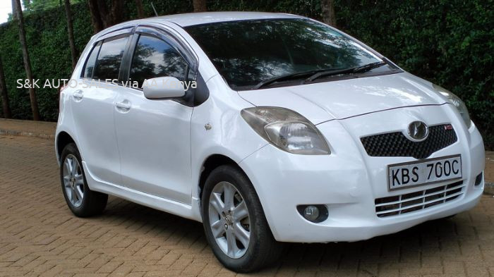 2006 TOYOTA VITZ