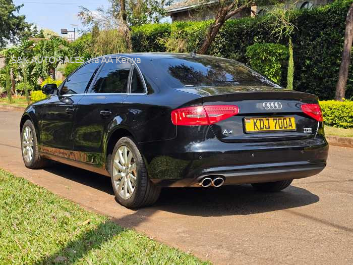 2015 AUDI A4 QUATRO