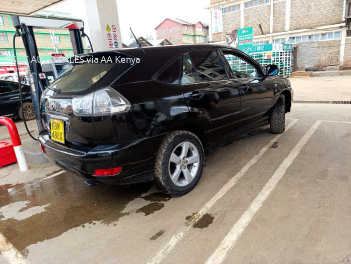 2006 TOYOTA HARRIER