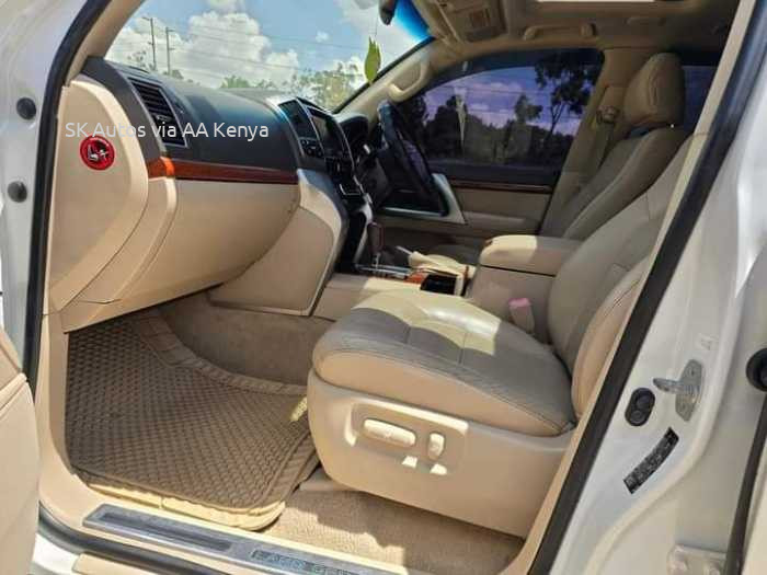 2014 TOYOTA LANDCRUISER