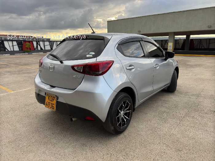 2016 MAZDA DEMIO