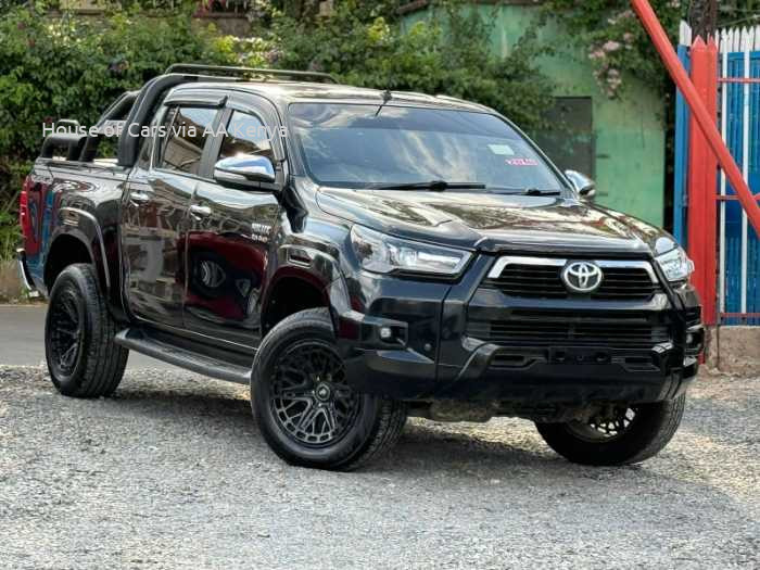 2016 TOYOTA HILUX