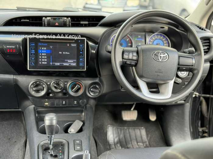 2016 TOYOTA HILUX