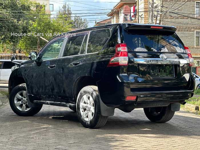 2016 TOYOTA LANDCRUISER