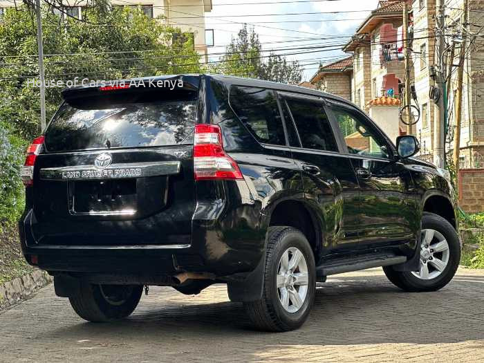 2016 TOYOTA LANDCRUISER