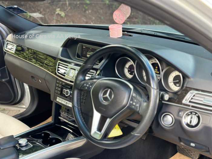 2014 MERCEDES BENZ E200