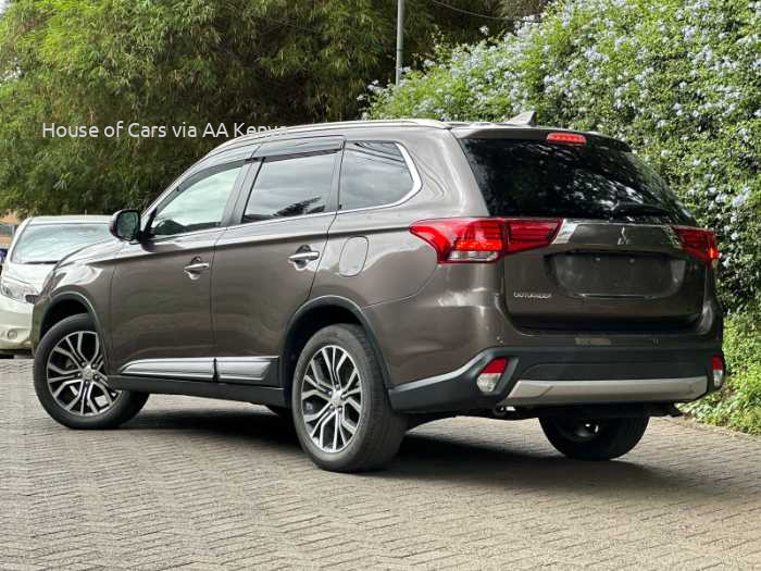 2018 MITSUBISHI OUTLANDER