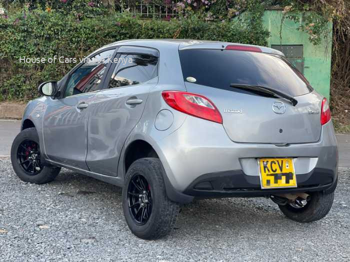 2012 MAZDA DEMIO