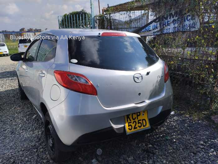 2011 MAZDA DEMIO