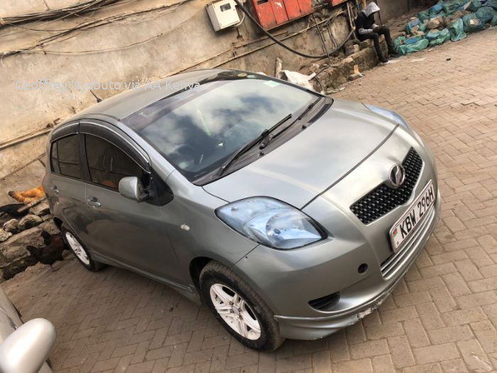 2008 TOYOTA VITZ