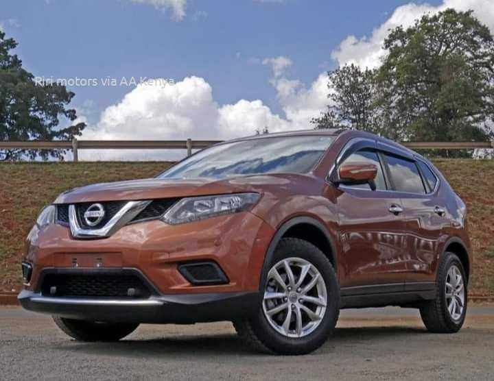 2016 NISSAN X-TRAIL