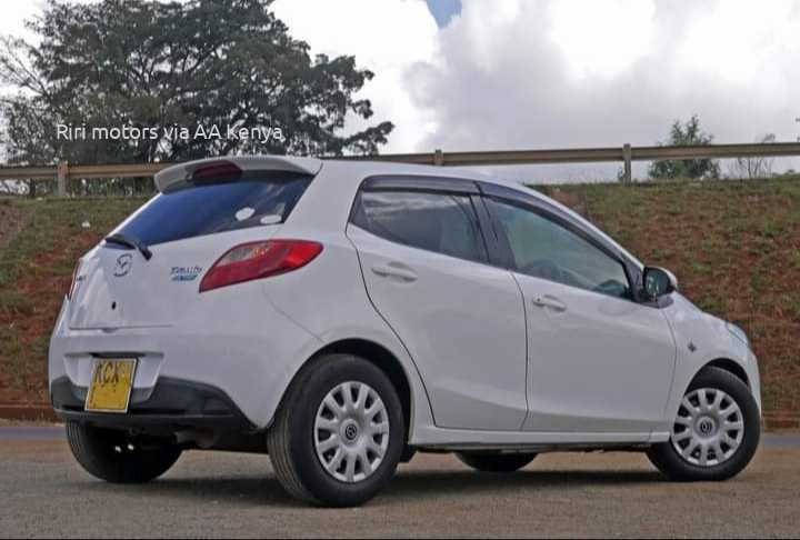 2012 MAZDA DEMIO