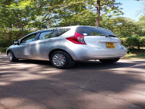 2015 NISSAN NOTE