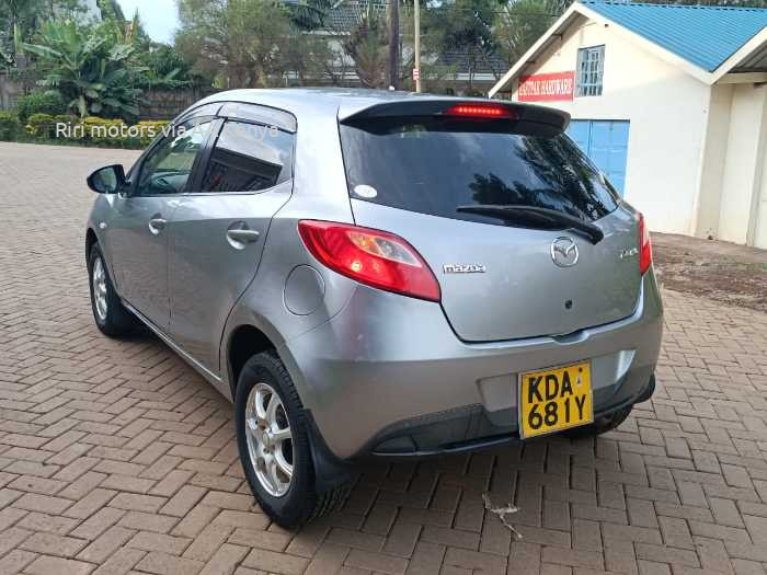 2013 MAZDA DEMIO